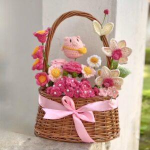 Piggy pink crochet flower basket